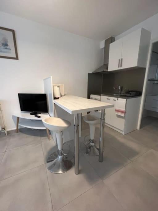 Bel Appartement Entre Paris Et Disneyland - Proche Centrex Noisy-le-Grand Buitenkant foto